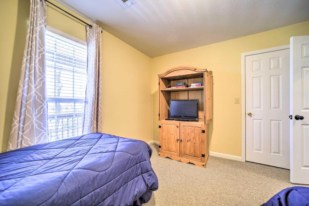 Cozy Sapphire Resort Home With Deck And Mountain Views Luaran gambar