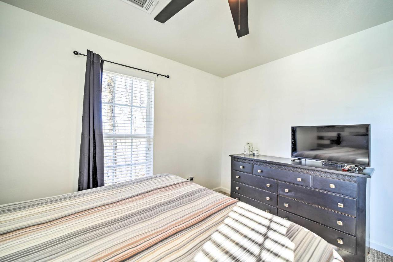 Cozy Sapphire Resort Home With Deck And Mountain Views Luaran gambar